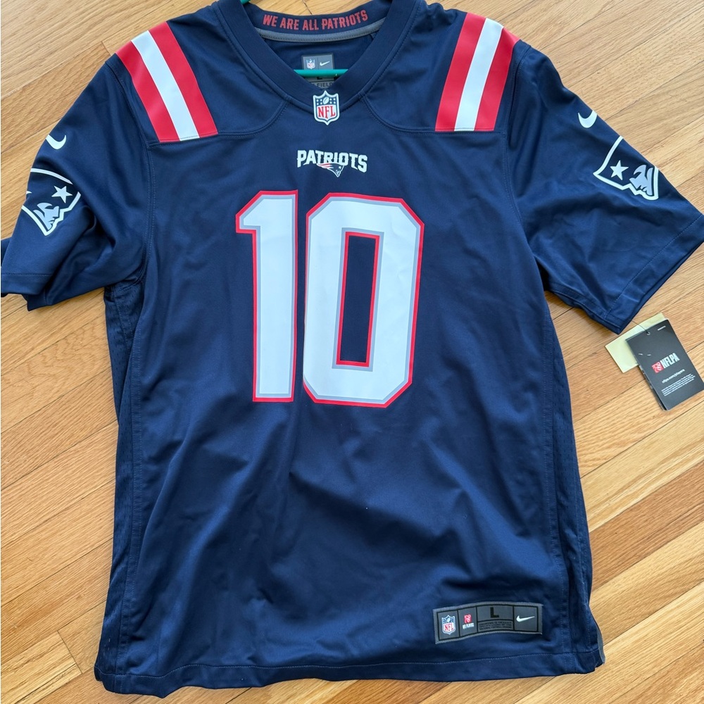 NWT Nike Patriots Jersey - Mac Jones #10